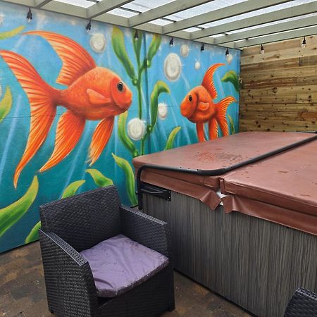 Eden Rose Cottage Hot-Tub Jacuzzi Morecambe-Bay Bagian luar foto
