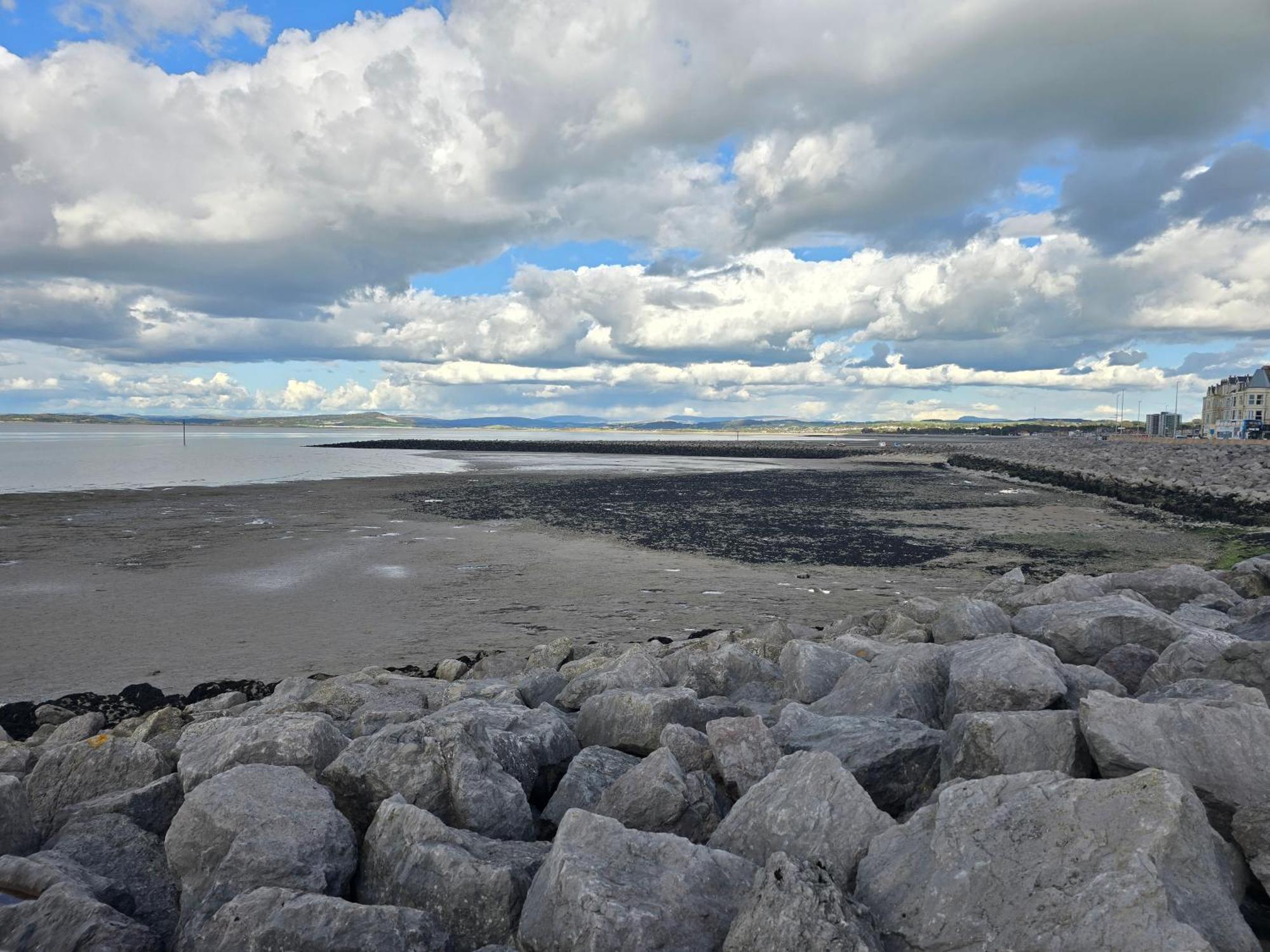 Eden Rose Cottage Hot-Tub Jacuzzi Morecambe-Bay Bagian luar foto