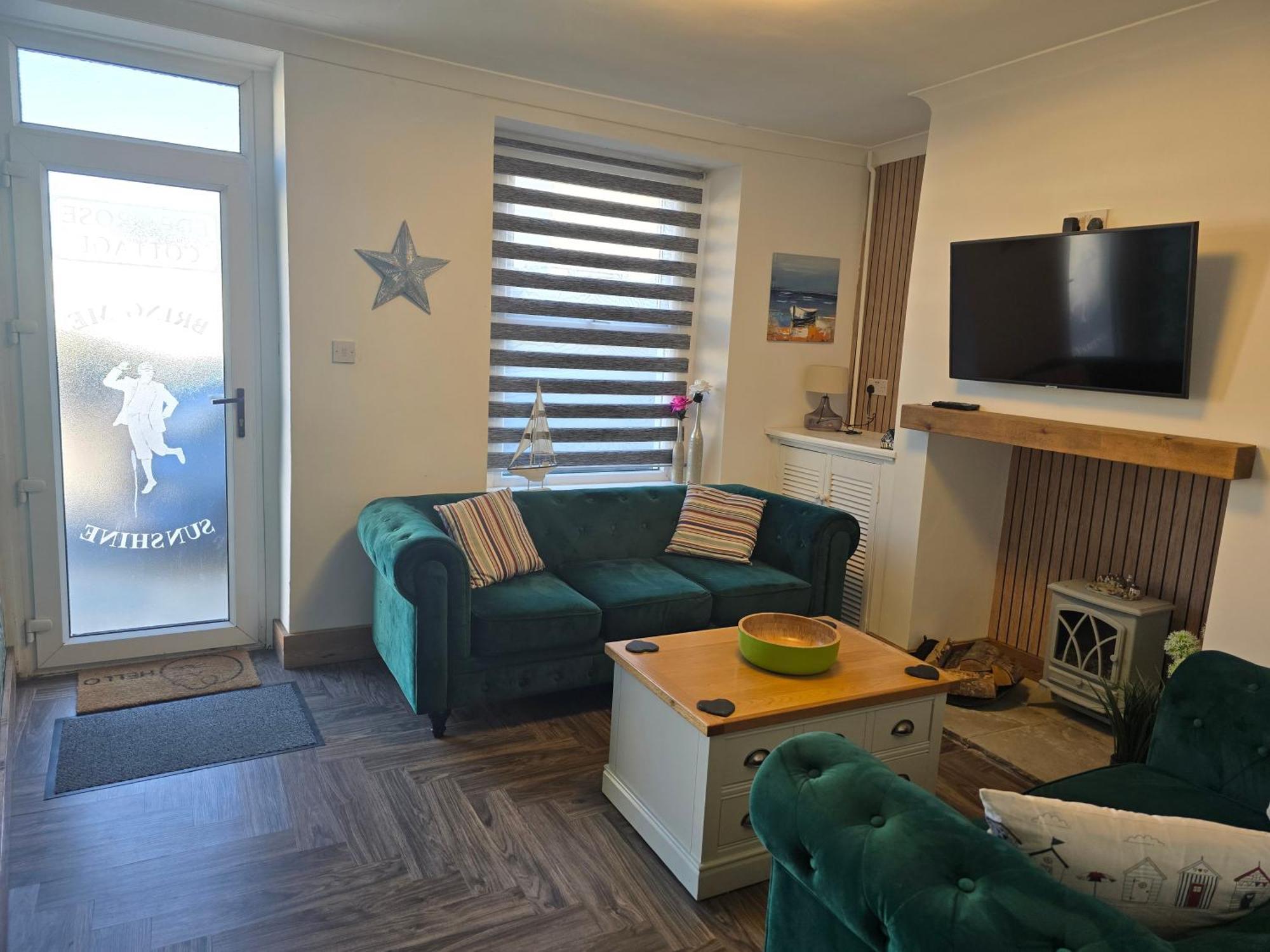 Eden Rose Cottage Hot-Tub Jacuzzi Morecambe-Bay Bagian luar foto